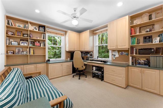 7400 SW 47th Ct, Miami, FL 33143