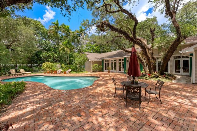 7400 SW 47th Ct, Miami, FL 33143