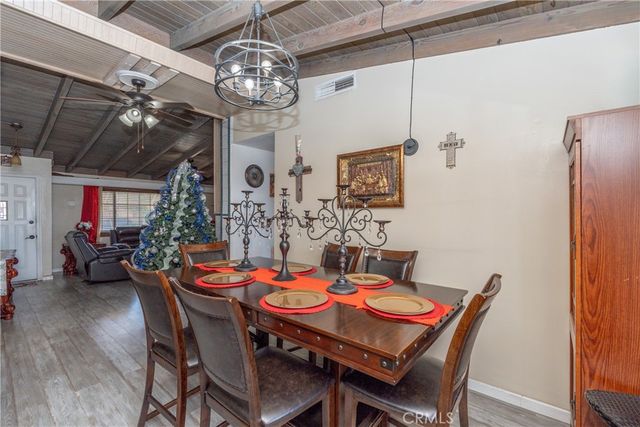 16464 Desert Knoll Drive, Victorville, CA 92395