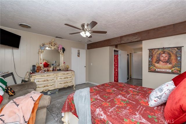 16464 Desert Knoll Drive, Victorville, CA 92395