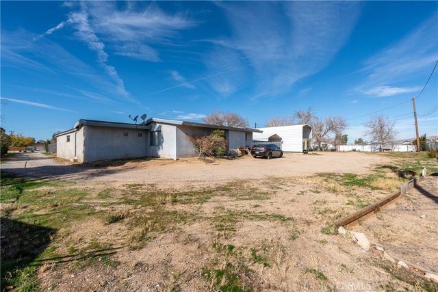 16464 Desert Knoll Drive, Victorville, CA 92395