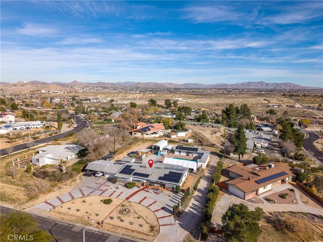 16464 Desert Knoll Drive, Victorville, CA 92395