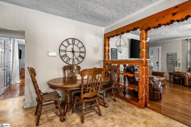 22 Hammett Street, Piedmont, SC 29673