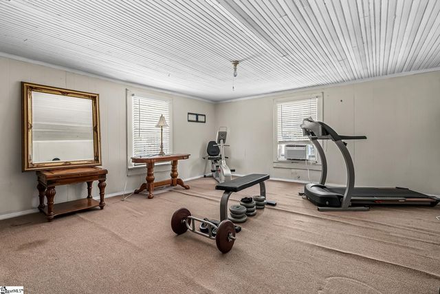 22 Hammett Street, Piedmont, SC 29673