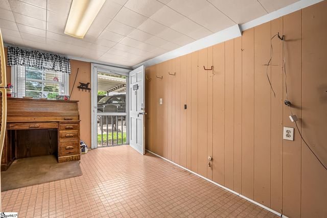 22 Hammett Street, Piedmont, SC 29673