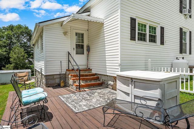 22 Hammett Street, Piedmont, SC 29673