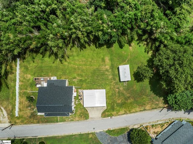 22 Hammett Street, Piedmont, SC 29673