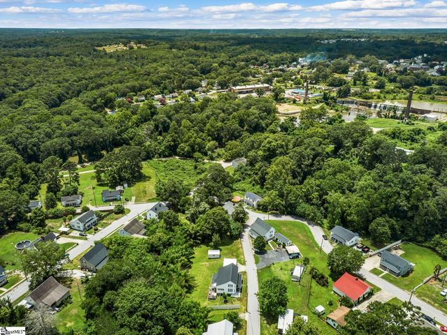 22 Hammett Street, Piedmont, SC 29673