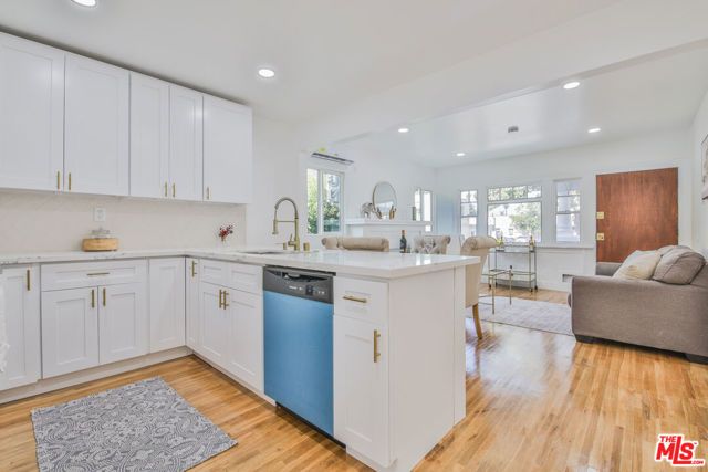 4328 Brighton Avenue, Los Angeles, CA 90062