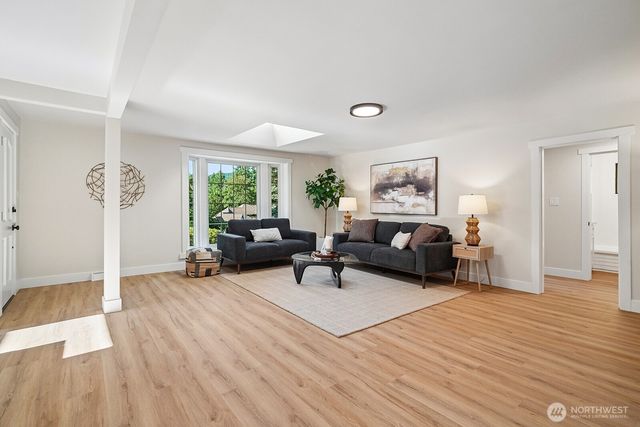 15825 SE 116th Street, Renton, WA 98059