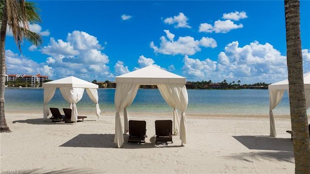 17770 Via Bella Acqua CT # 202, Miromar Lakes, FL 33913