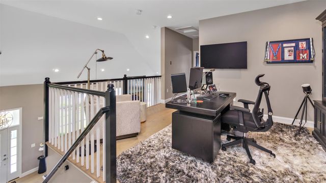 227 Belmont Circle, Yaphank, NY 11980
