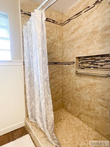 375 N Freeman Avenue, Idaho Falls, ID 83401