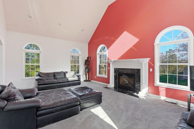 24 Scott Drive, Merrimack, NH 03054