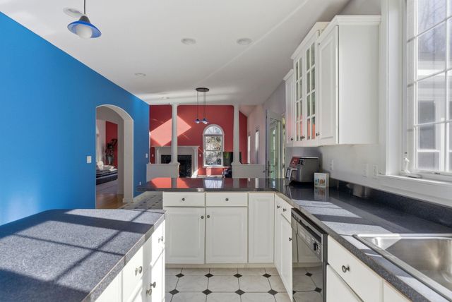 24 Scott Drive, Merrimack, NH 03054