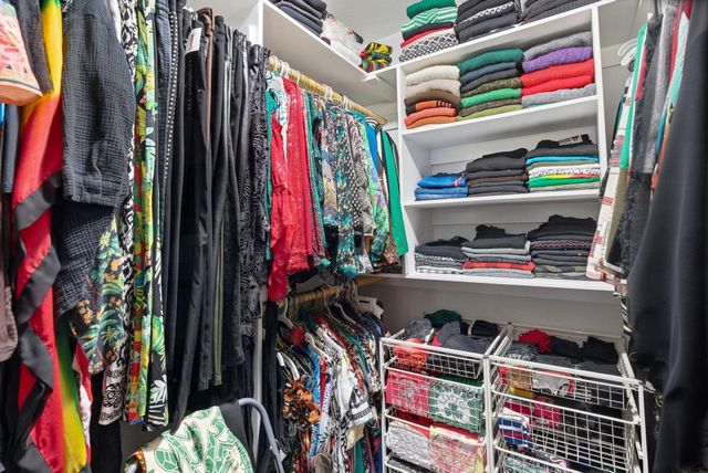 24 Scott Drive, Merrimack, NH 03054