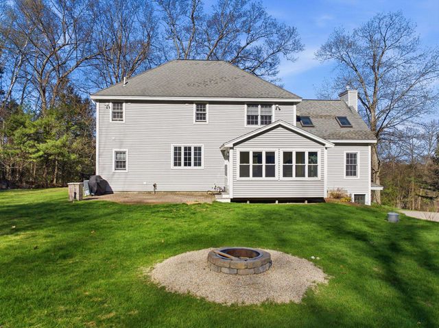 24 Scott Drive, Merrimack, NH 03054