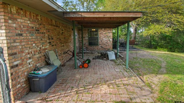 310 Graham, Mineola, TX 75773