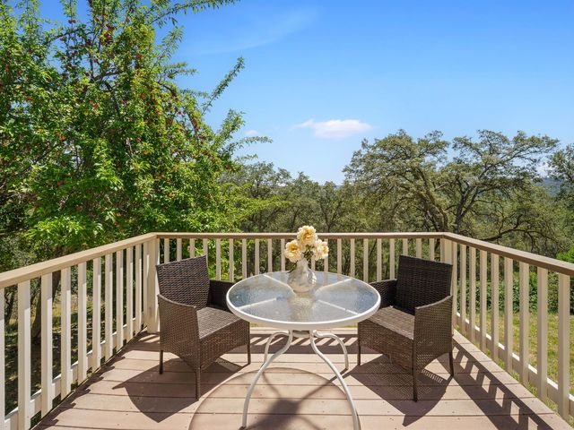 4848 Evanwood Dr, Shingle Springs, CA 95682
