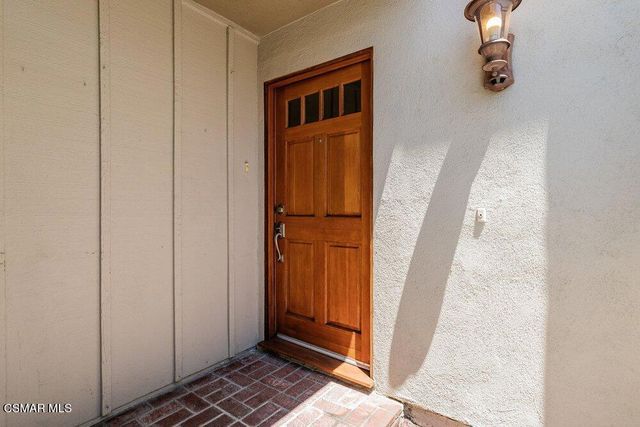 5842 Cape Horn Drive, Agoura Hills, CA 91301