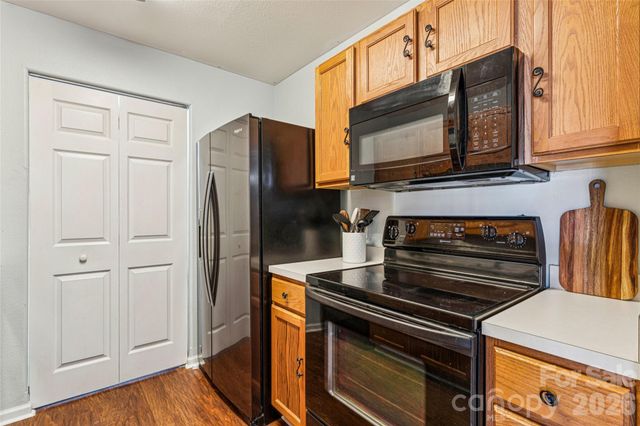 3956 Town Center Road, Harrisburg, NC 28075