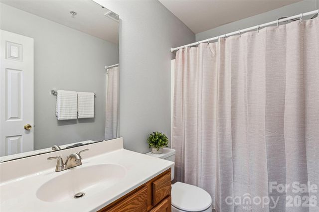 3956 Town Center Road, Harrisburg, NC 28075