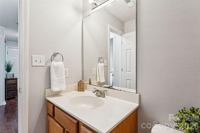 3956 Town Center Road, Harrisburg, NC 28075