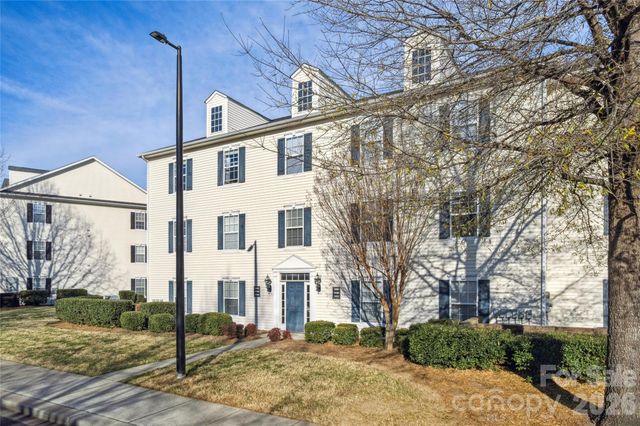 3956 Town Center Road, Harrisburg, NC 28075