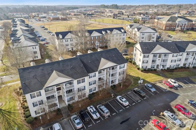 3956 Town Center Road, Harrisburg, NC 28075