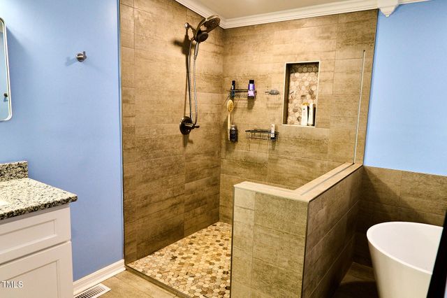 5612 Baggett Lane, Hope Mills, NC 28348