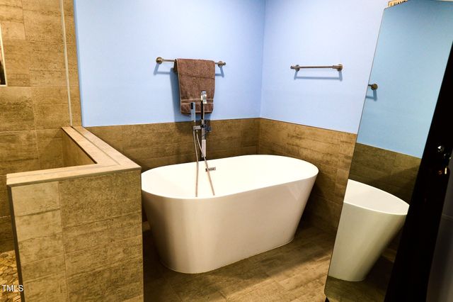 5612 Baggett Lane, Hope Mills, NC 28348