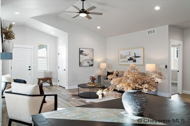 4005 SADDLEBACK LN, Cheyenne, WY 82001