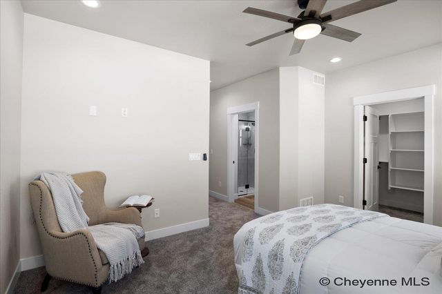 4005 SADDLEBACK LN, Cheyenne, WY 82001