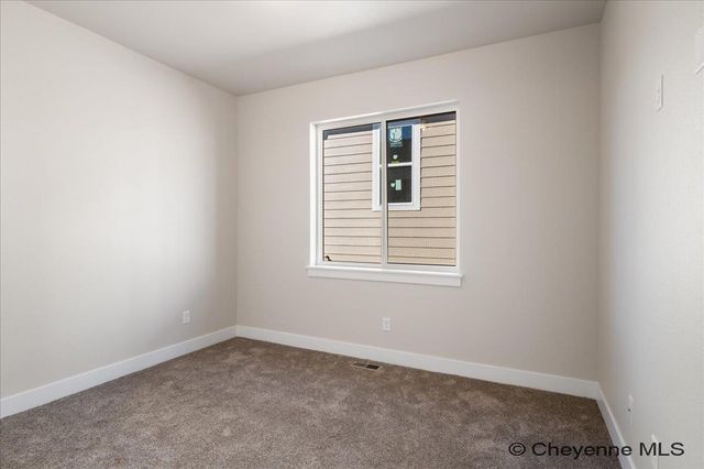 4005 SADDLEBACK LN, Cheyenne, WY 82001