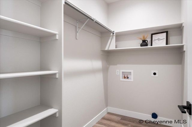 4005 SADDLEBACK LN, Cheyenne, WY 82001