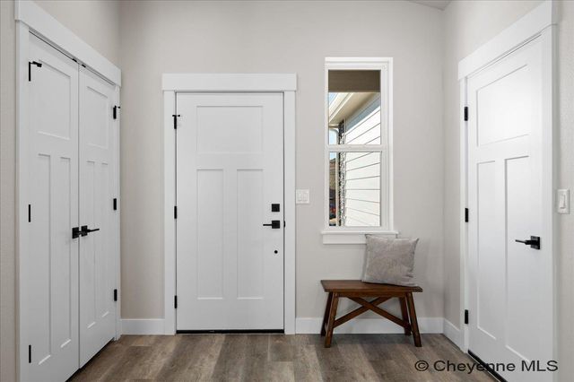 4005 SADDLEBACK LN, Cheyenne, WY 82001