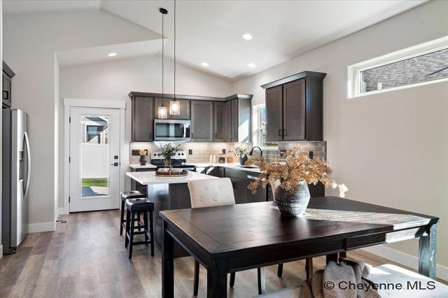 4005 SADDLEBACK LN, Cheyenne, WY 82001