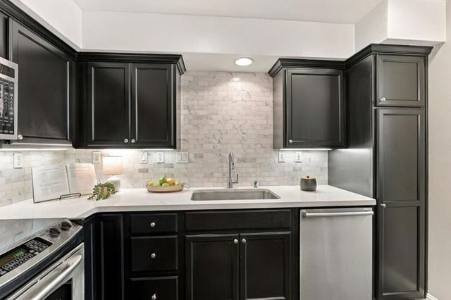 20 Ryland Park Drive 207, San Jose, CA 95110