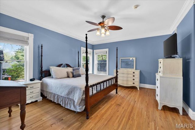 108 N Old Orchard Avenue, Webster Groves, MO 63119