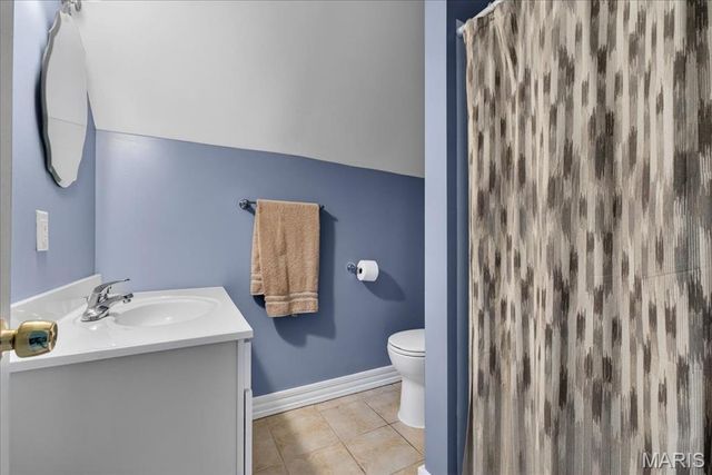 108 N Old Orchard Avenue, Webster Groves, MO 63119