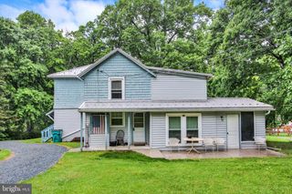 25716 MILITARY RD, Cascade, MD 21719