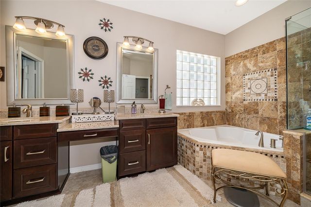 817 HUNTSVILLE ROAD, Gotha, FL 34734