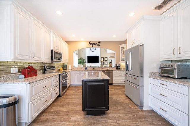 817 HUNTSVILLE ROAD, Gotha, FL 34734