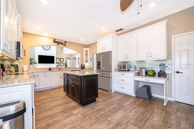 817 HUNTSVILLE ROAD, Gotha, FL 34734
