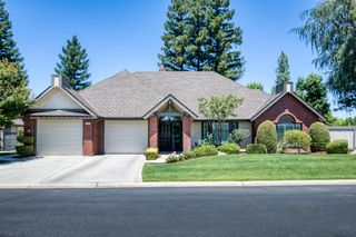 2555 W Bluff Avenue # 101, Fresno, CA 93711