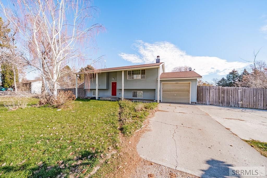 Image 2 of property listing at 177 N 695 W, Blackfoot, ID 83221