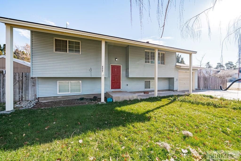 Image 4 of property listing at 177 N 695 W, Blackfoot, ID 83221