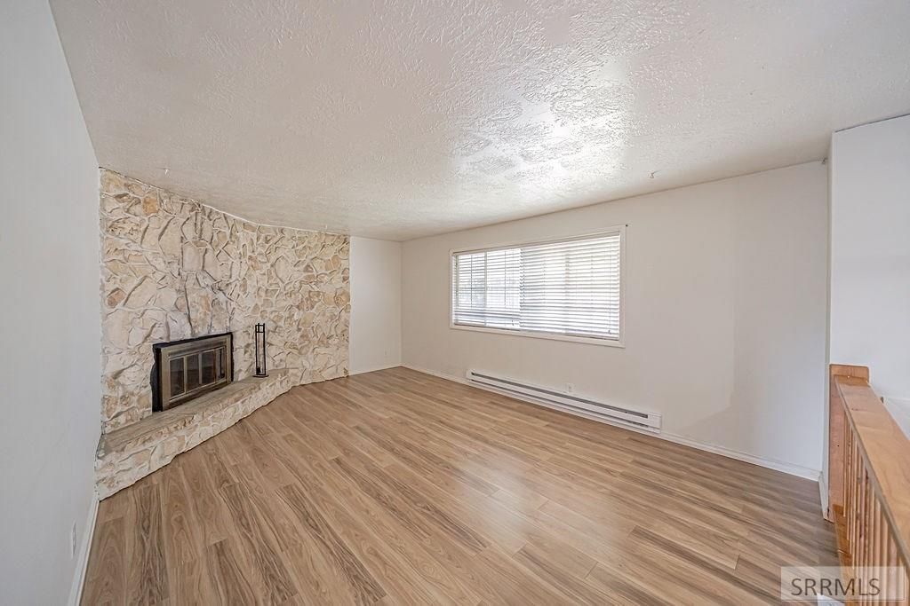 Image 5 of property listing at 177 N 695 W, Blackfoot, ID 83221