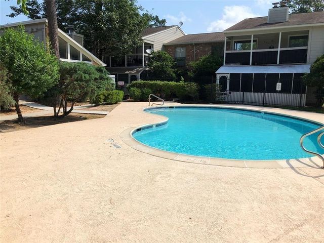 17331 Red Oak Drive 32, Houston, TX 77090
