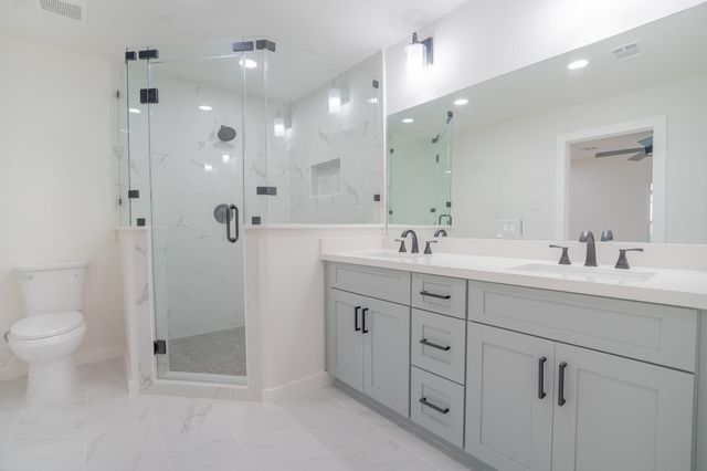 1310 E 34th Street, Houston, TX 77022